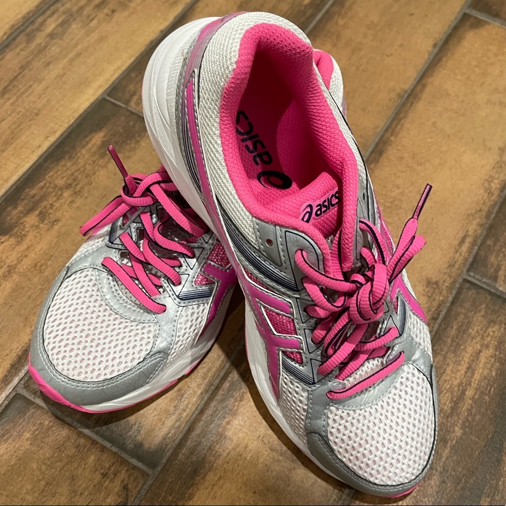 Asics womans womans sneakers